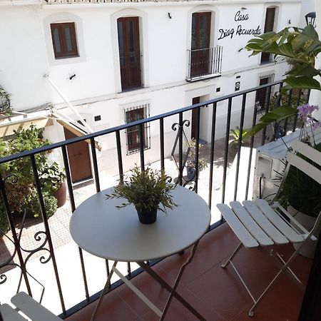 Impressive Apartment With 3 Bedrooms Metres From The Beach Эстепона Экстерьер фото