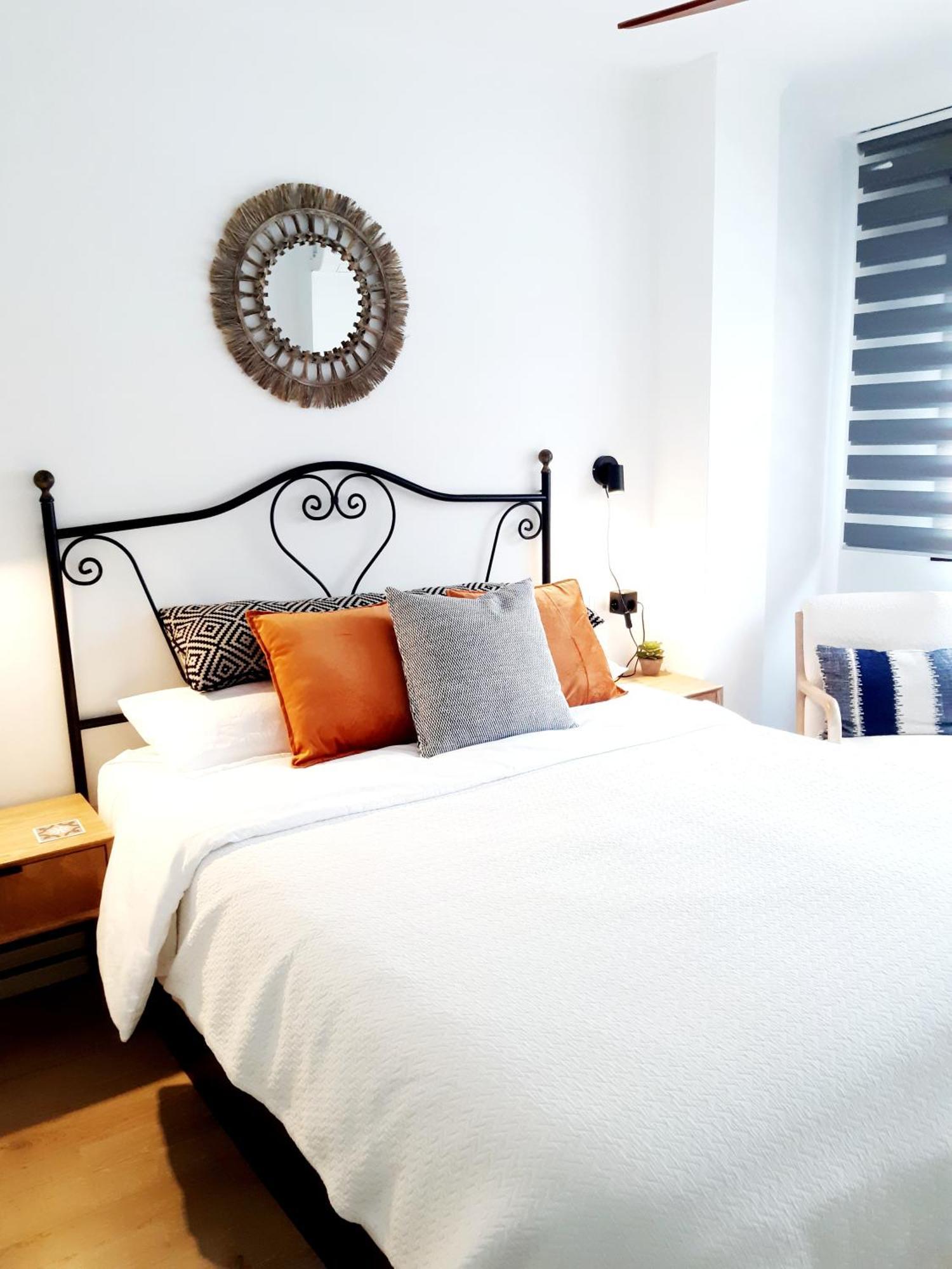 Impressive Apartment With 3 Bedrooms Metres From The Beach Эстепона Экстерьер фото