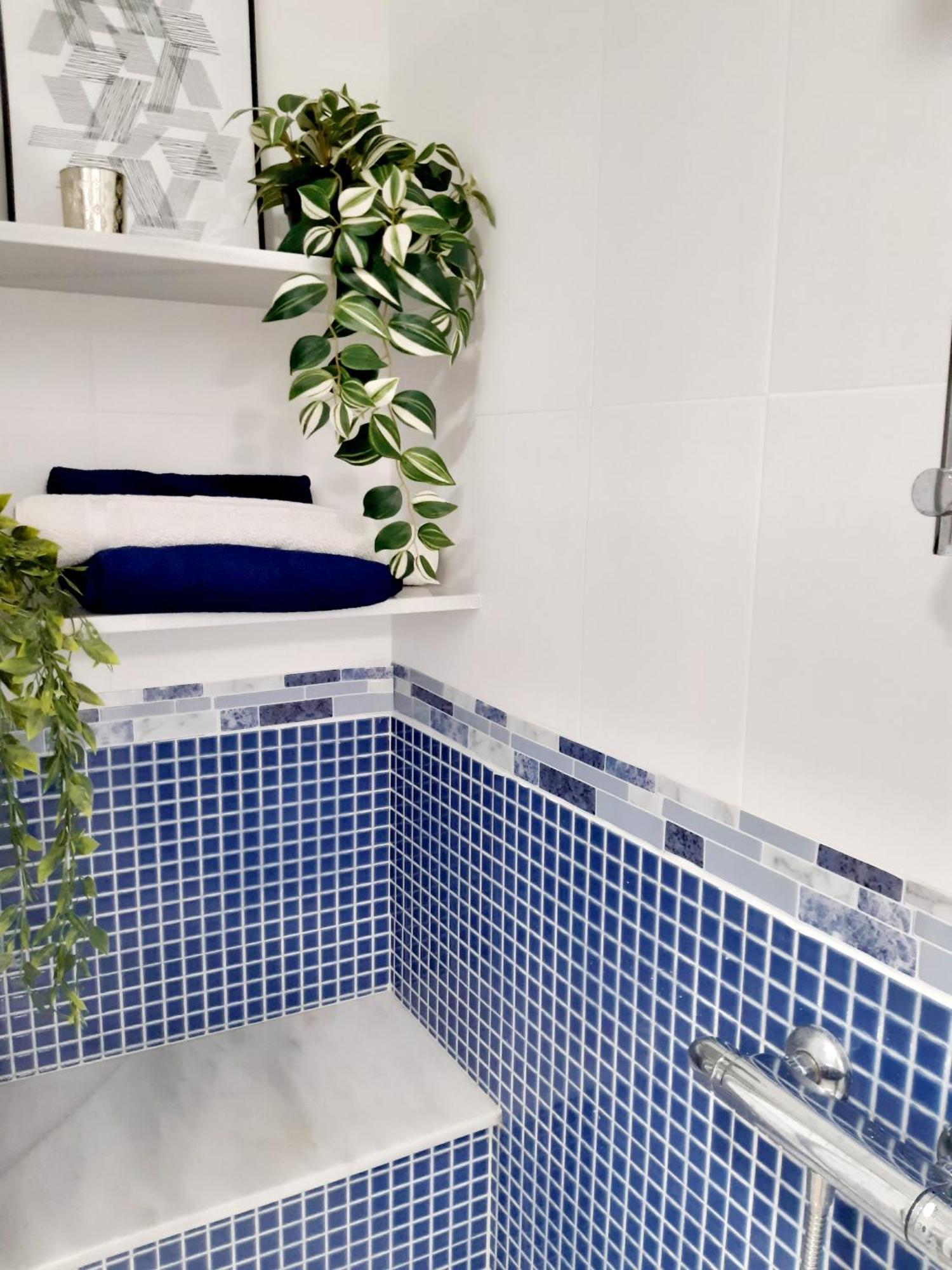 Impressive Apartment With 3 Bedrooms Metres From The Beach Эстепона Экстерьер фото